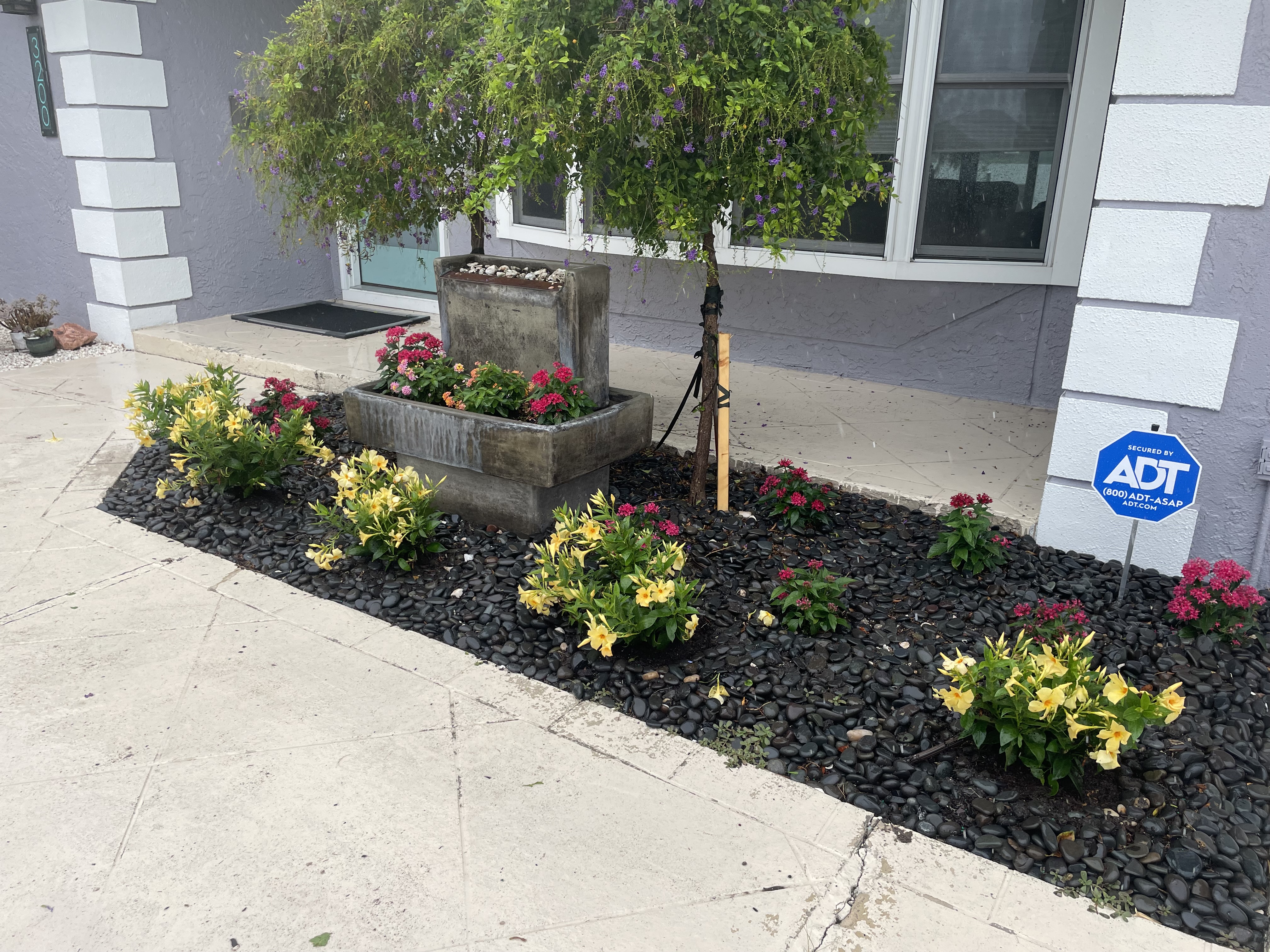 In-ground garden design